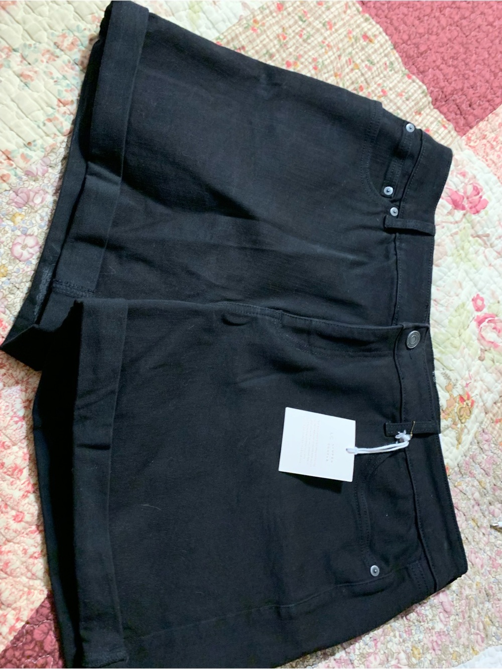 NWT size 18 LC Lauren Conrad Black denim shorts